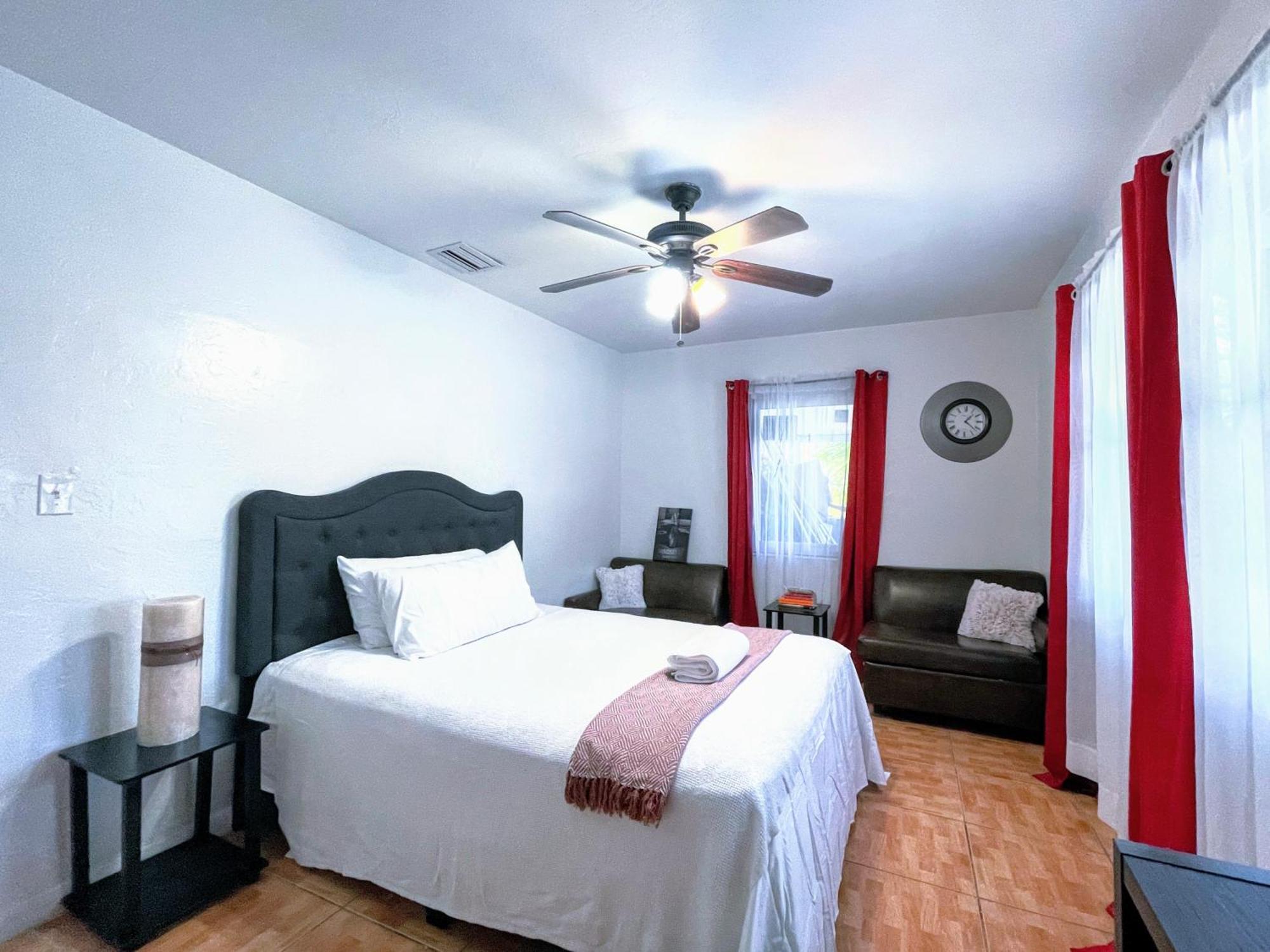 Akeyi Miami305 Private Bedrooms Dış mekan fotoğraf